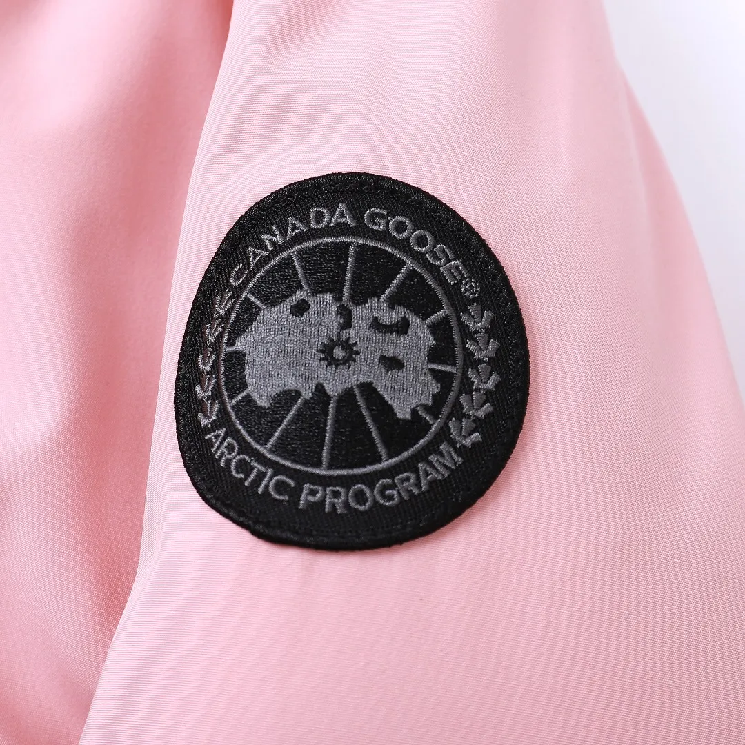 F Canada Goose/ Garson 35 ， ins 、 、 。 Canada Goose， ， ！ 90% ， ！ ， ， ！